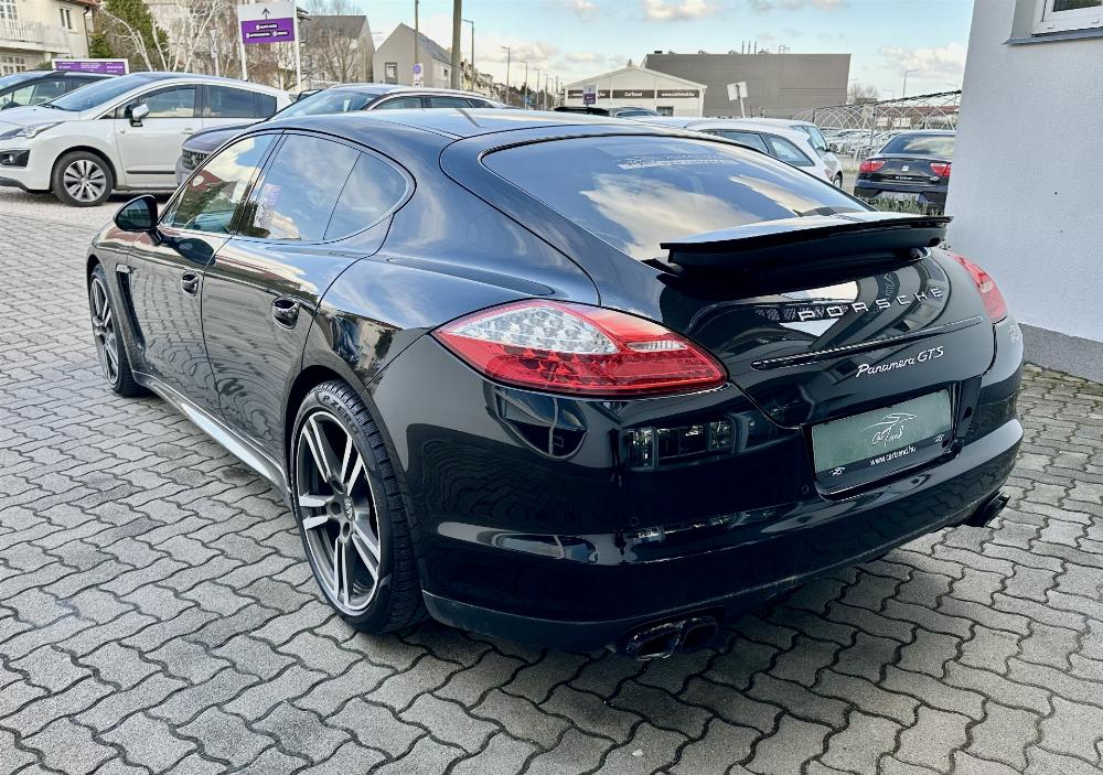 Eladó Porsche Panamera